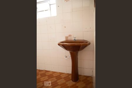 Casa à venda com 270m², 4 quartos e 5 vagas Casa à venda com 270m², 4 quartos e 5 vagasBanheiro 1