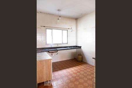 Casa à venda com 270m², 4 quartos e 5 vagas Casa à venda com 270m², 4 quartos e 5 vagasCozinha