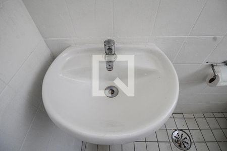 Apartamento para alugar com 85m², 2 quartos e sem vagaBanheiro