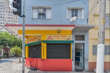 Apartamento para alugar com 85m², 2 quartos e sem vagaFachada