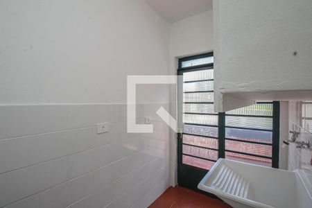 Apartamento para alugar com 85m², 2 quartos e sem vagaÁrea serviço