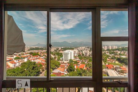 Sala de apartamento à venda com 2 quartos, 54m² em Pechincha, Rio de Janeiro