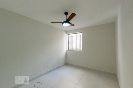 Quarto 1 de apartamento para alugar com 2 quartos, 64m² em Moema, São Paulo