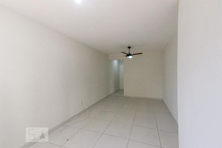 Sala de apartamento para alugar com 2 quartos, 64m² em Moema, São Paulo