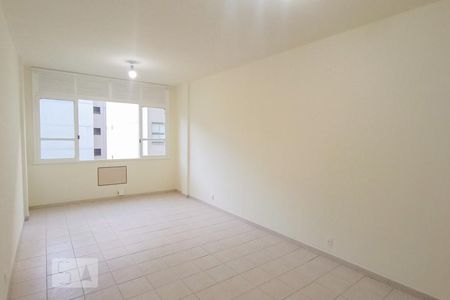 Sala/Quarto de kitnet/studio à venda com 1 quarto, 40m² em Centro, Rio de Janeiro