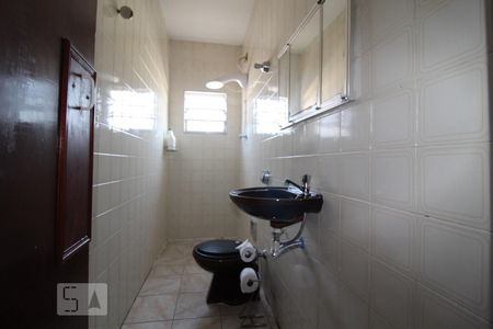 Casa à venda com 280m², 2 quartos e 5 vagasBanheiro 2 social