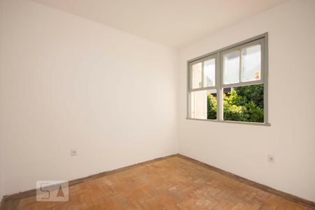 Quarto 1 de apartamento para alugar com 2 quartos, 90m² em Rio Branco, Porto Alegre