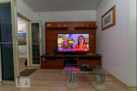 Sala de Estar de casa para alugar com 4 quartos, 200m² em São José, São Caetano do Sul