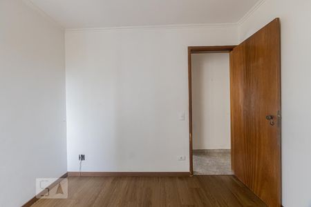 Apartamento à venda com 67m², 3 quartos e 2 vagasQuarto 2