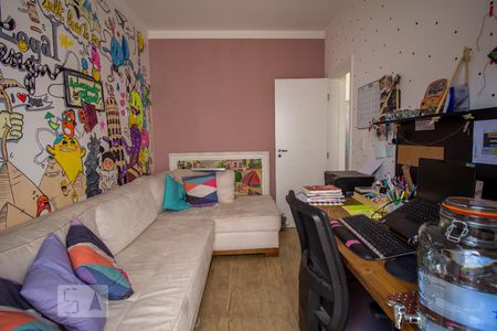 Quarto 1 de casa à venda com 3 quartos, 140m² em Vila Paulo Silas, São Paulo