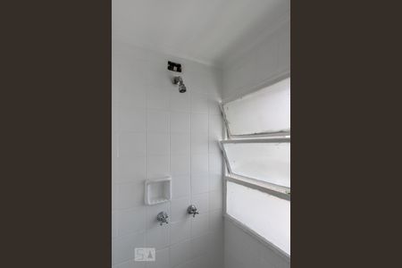 Apartamento à venda com 80m², 2 quartos e 1 vaga Apartamento à venda com 80m², 2 quartos e 1 vagaBanheiro