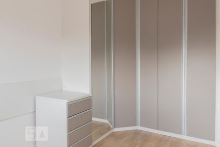 Quarto 2 de apartamento para alugar com 2 quartos, 50m² em Vila Santa Catarina, São Paulo