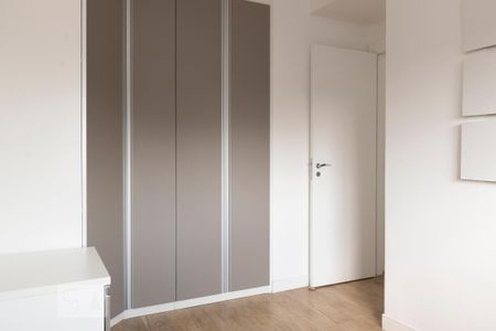 Quarto 2 de apartamento para alugar com 2 quartos, 50m² em Vila Santa Catarina, São Paulo