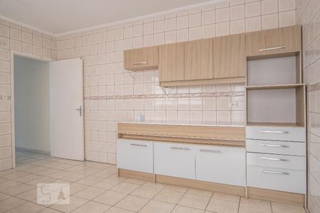 Casa para alugar com 130m², 3 quartos e 2 vagas Casa para alugar com 130m², 3 quartos e 2 vagasCozinha