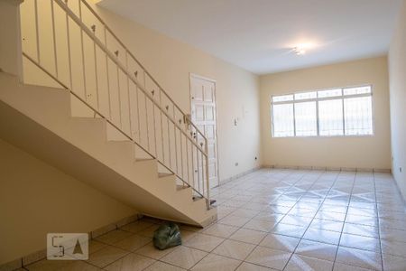 Sala de casa para alugar com 3 quartos, 130m² em Vila Mariza Mazzei, São Paulo