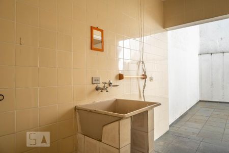 Casa para alugar com 130m², 3 quartos e 2 vagas Casa para alugar com 130m², 3 quartos e 2 vagasÁrea de Serviço