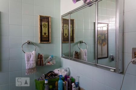 Casa à venda com 800m², 3 quartos e 2 vagasBanheiro