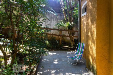 Casa à venda com 800m², 3 quartos e 2 vagasÁrea Externa