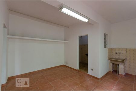Cozinha de casa para alugar com 1 quarto, 50m² em Cidade Antônio Estevão de Carvalho, São Paulo