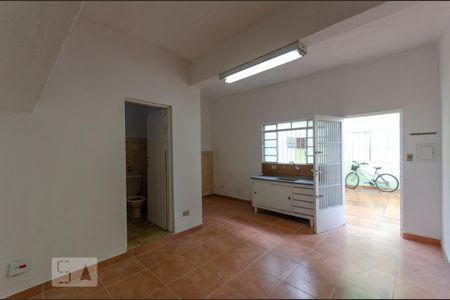 Cozinha de casa para alugar com 1 quarto, 50m² em Cidade Antônio Estevão de Carvalho, São Paulo