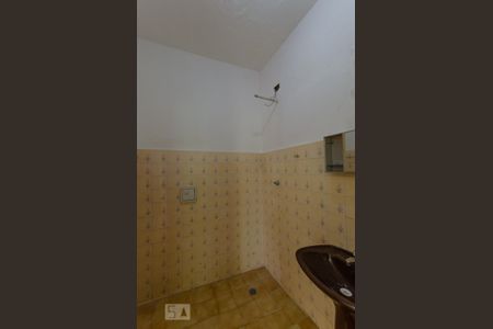 Banheiro de casa para alugar com 1 quarto, 50m² em Cidade Antônio Estevão de Carvalho, São Paulo