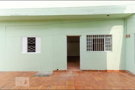 Entrada de casa para alugar com 1 quarto, 50m² em Cidade Antônio Estevão de Carvalho, São Paulo