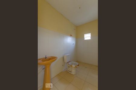 Banheiro de casa para alugar com 1 quarto, 40m² em Cidade Antônio Estevão de Carvalho, São Paulo