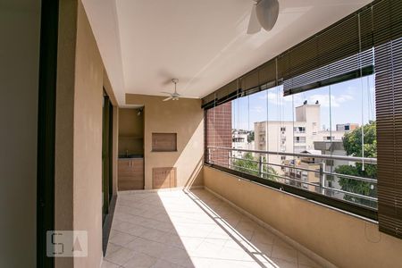 Sacada de apartamento para alugar com 3 quartos, 130m² em Menino Deus, Porto Alegre