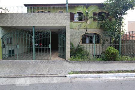Casa à venda com 352m², 4 quartos e 5 vagasFachada