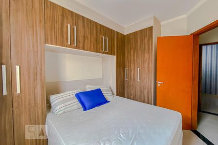 Quarto de casa de condomínio à venda com 3 quartos, 120m² em Vila Esperança, São Paulo