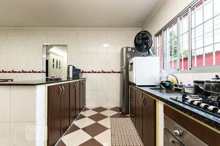 Casa à venda com 220m², 4 quartos e 5 vagas Casa à venda com 220m², 4 quartos e 5 vagasCozinha