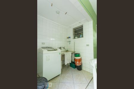 Casa à venda com 250m², 4 quartos e 3 vagasLavanderia