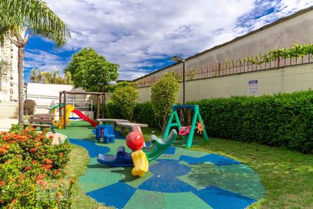 Apartamento à venda com 48m², 2 quartos e 1 vagaÁrea Comum - Playground