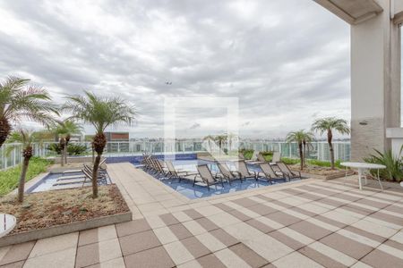 Studio para alugar com 41m², 1 quarto e 1 vaga Studio para alugar com 41m², 1 quarto e 1 vagaPiscina