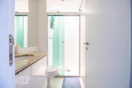 Banheiro de apartamento para alugar com 1 quarto, 41m² em Brooklin Paulista, São Paulo