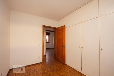Apartamento à venda com 137m², 3 quartos e 2 vagasQuarto 2