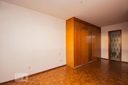 Apartamento à venda com 137m², 3 quartos e 2 vagasQuarto com Suíte