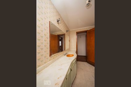 Apartamento à venda com 137m², 3 quartos e 2 vagasBanheiro da Suíte