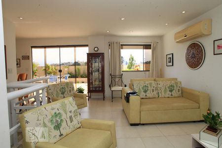 Apartamento à venda com 300m², 4 quartos e 2 vagasSala de TV