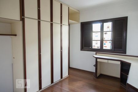 Casa à venda com 326m², 4 quartos e 5 vagasSuite 2