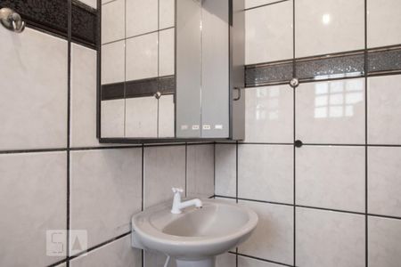 Casa à venda com 326m², 4 quartos e 5 vagasBanheiro da Suite 3