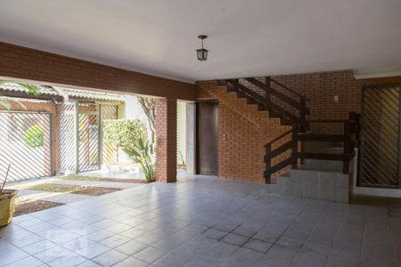 Casa à venda com 326m², 4 quartos e 5 vagasGaragem