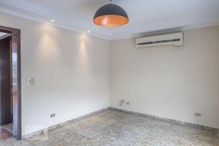 Casa à venda com 326m², 4 quartos e 5 vagasSala de Jantar
