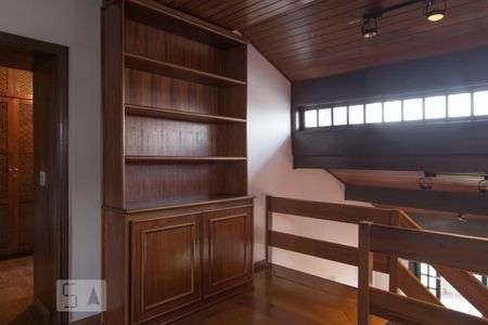 Casa à venda com 326m², 4 quartos e 5 vagasMezzanino