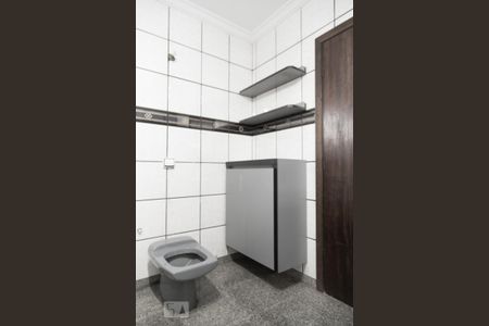 Casa à venda com 326m², 4 quartos e 5 vagasBanheiro da Suite