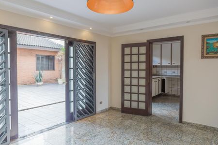 Casa à venda com 326m², 4 quartos e 5 vagasSala de Jantar