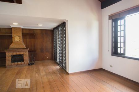 Sala  de casa à venda com 4 quartos, 326m² em Jardim Santa Mena, Guarulhos