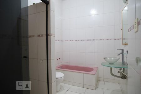 Apartamento à venda com 136m², 4 quartos e sem vagaBanheiro 2