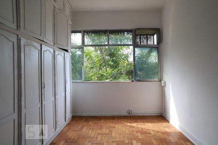 Apartamento à venda com 136m², 4 quartos e sem vagaQuarto 4