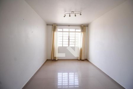 Sala de casa para alugar com 2 quartos, 50m² em Vila São Pedro, São Paulo